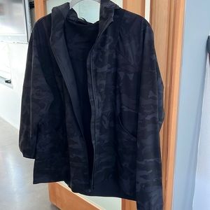 Lululemon lightweight jacket